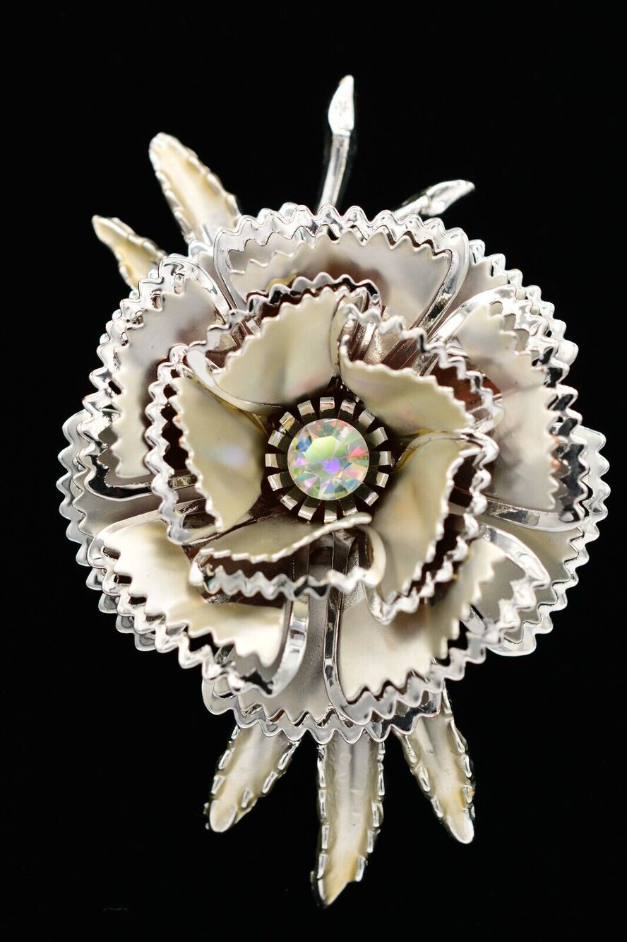 Vintage Flower Pin Brooch AB Crystal 3D Chunky Brushed Silver Petals Heavy Bin7